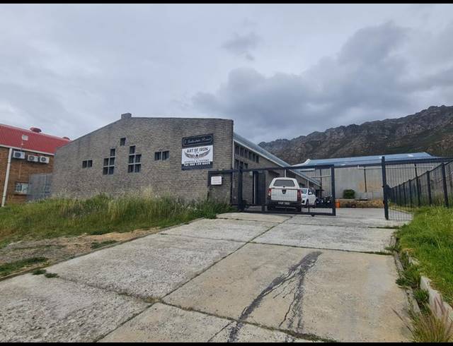 INDUSTRIAL PROPERTY TO RENT IN MANSFIELD INDUSTRIAL